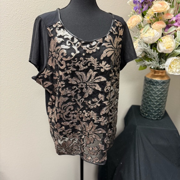 Lane Bryant Tops - Lane Bryant Plus 18/20 Black Metallic Floral Sequin Embroidered Top Faux Leather